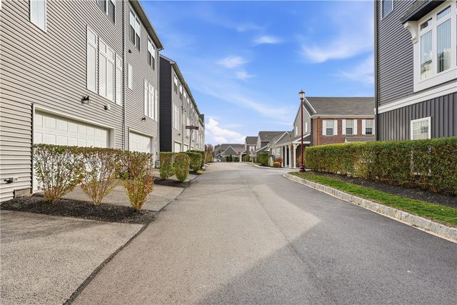 117 Meeder Ln, Cranberry Twp, PA 16066