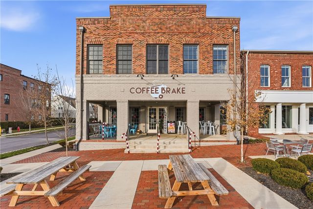 117 Meeder Ln, Cranberry Twp, PA 16066