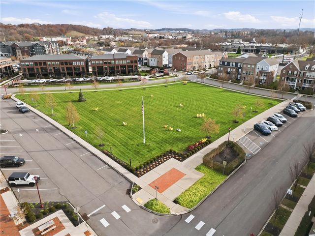 117 Meeder Ln, Cranberry Twp, PA 16066