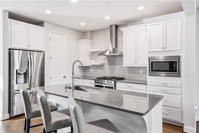 117 Meeder Ln, Cranberry Twp, PA 16066