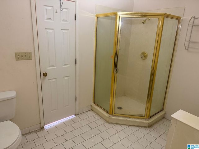 1705 LAKE PARK CIRCLE, Center Point, AL 35215