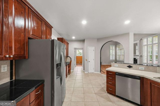 1014 Deer Hollow Drive, Woodstock, GA 30189