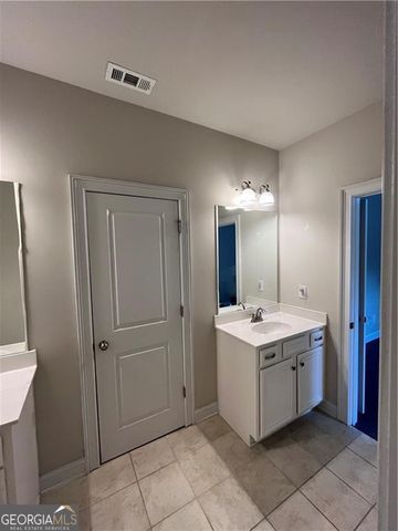 184 Gray Trail, Acworth, GA 30101