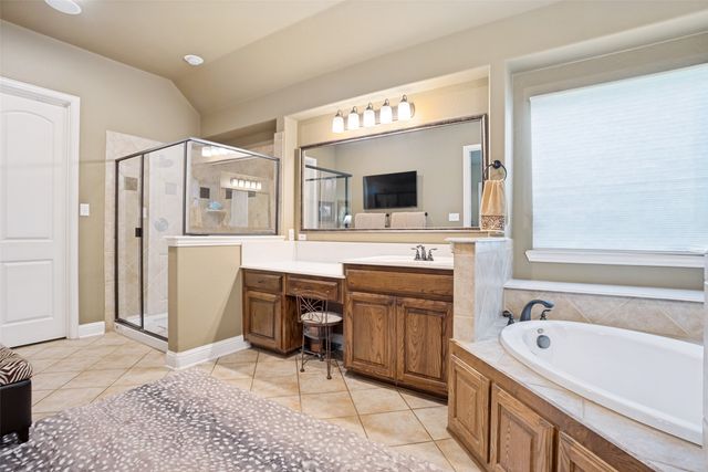 1209 Diamond Leaf Drive, Corinth, TX 76208