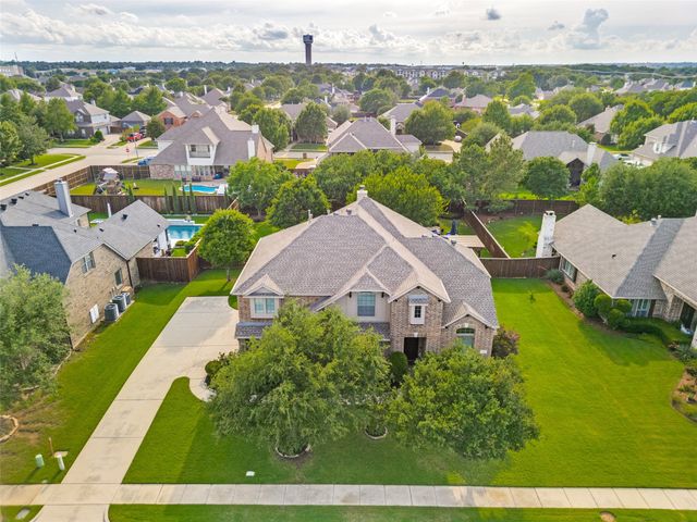 1209 Diamond Leaf Drive, Corinth, TX 76208