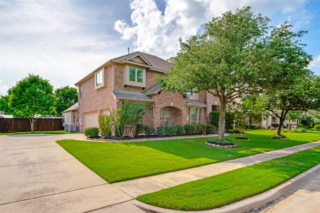 1209 Diamond Leaf Drive, Corinth, TX 76208