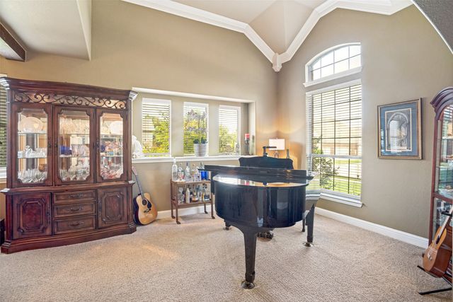 1209 Diamond Leaf Drive, Corinth, TX 76208