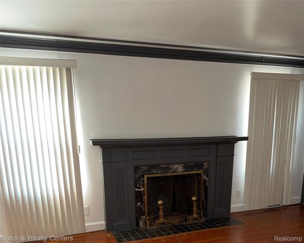 18400 Woodingham Drive, Detroit, MI 48221