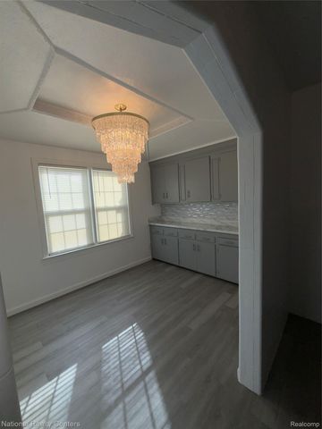 18400 Woodingham Drive, Detroit, MI 48221