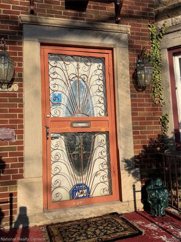 18400 Woodingham Drive, Detroit, MI 48221