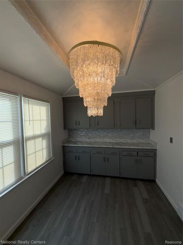 18400 Woodingham Drive, Detroit, MI 48221