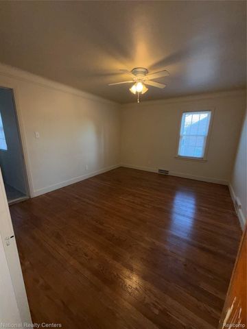 18400 Woodingham Drive, Detroit, MI 48221