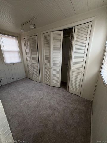 18400 Woodingham Drive, Detroit, MI 48221