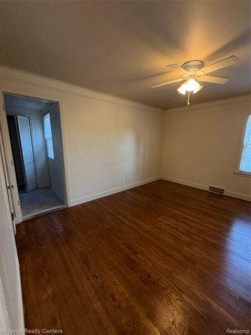 18400 Woodingham Drive, Detroit, MI 48221