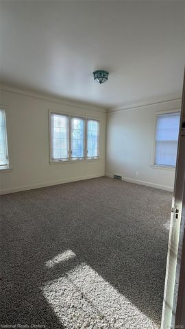 18400 Woodingham Drive, Detroit, MI 48221