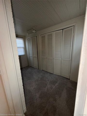 18400 Woodingham Drive, Detroit, MI 48221