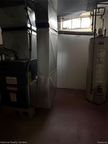 18400 Woodingham Drive, Detroit, MI 48221