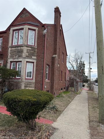 18400 Woodingham Drive, Detroit, MI 48221