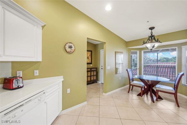 2790 Cypress Trace CIR 2228, Naples, FL 34119