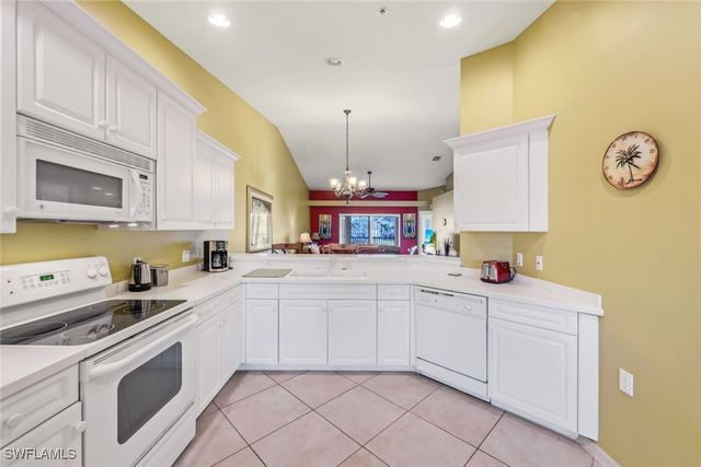2790 Cypress Trace CIR 2228, Naples, FL 34119