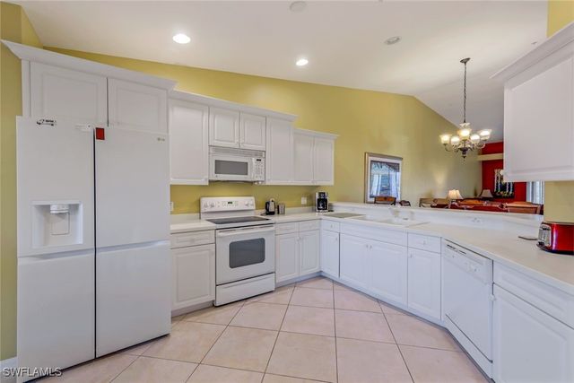 2790 Cypress Trace CIR 2228, Naples, FL 34119