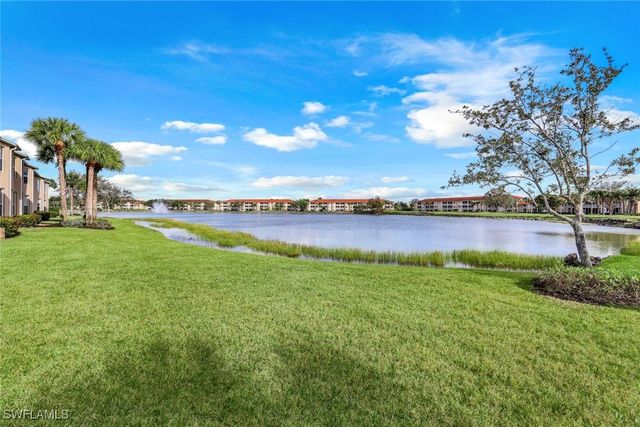 2790 Cypress Trace CIR 2228, Naples, FL 34119