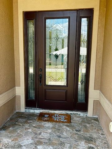 1105 James AVE, Lehigh Acres, FL 33936