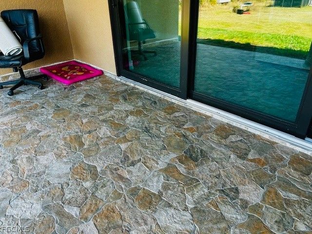 1105 James AVE, Lehigh Acres, FL 33936