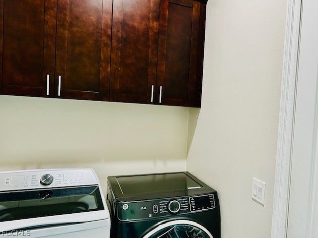 1105 James AVE, Lehigh Acres, FL 33936