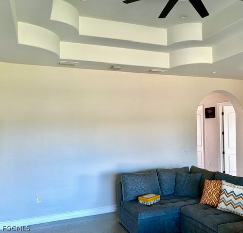 1105 James AVE, Lehigh Acres, FL 33936