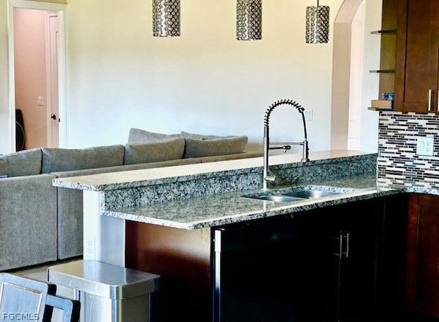 1105 James AVE, Lehigh Acres, FL 33936