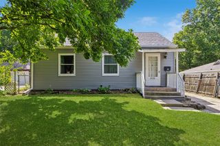 2522 38th Street, Des Moines, IA 50310