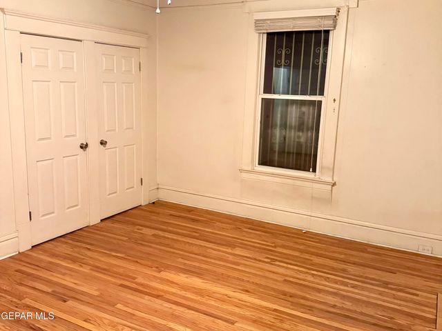 521 RANDOLPH Drive, El Paso, TX 79902