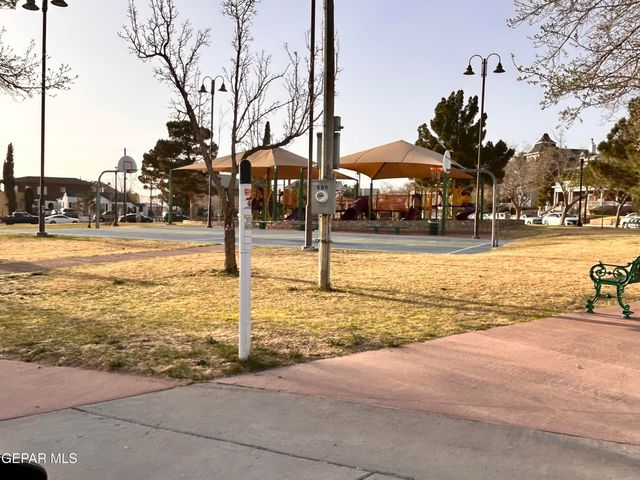 521 RANDOLPH Drive, El Paso, TX 79902