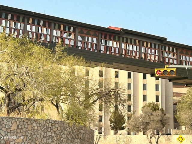 521 RANDOLPH Drive, El Paso, TX 79902