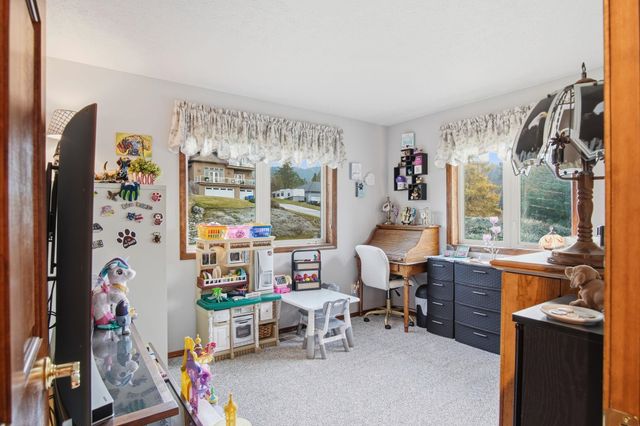 10921 E Richard Ln, Spokane Valley, WA 99206