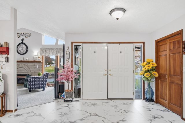 10921 E Richard Ln, Spokane Valley, WA 99206