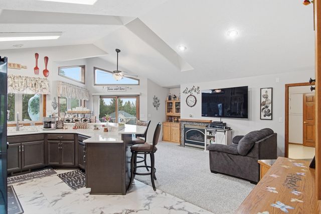 10921 E Richard Ln, Spokane Valley, WA 99206