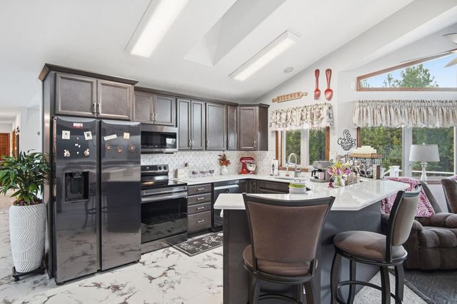 10921 E Richard Ln, Spokane Valley, WA 99206