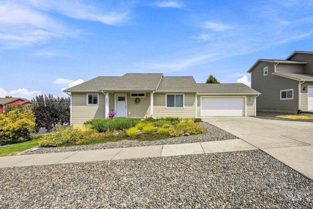 1806 Koda Court, Moscow, ID 83843 photo 1