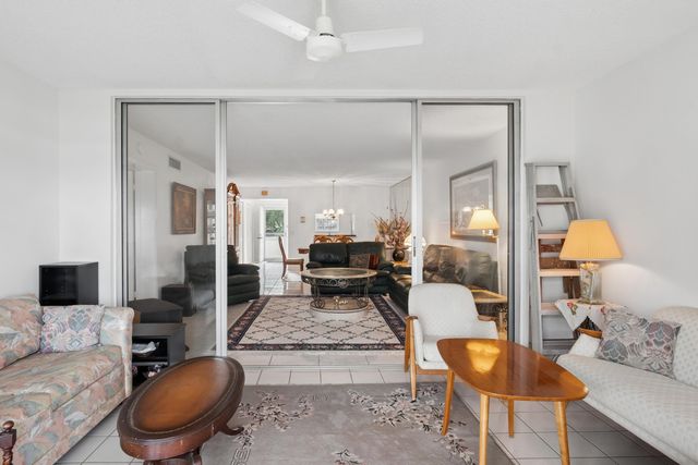 250 John F Kennedy Drive 202, Atlantis, FL 33462