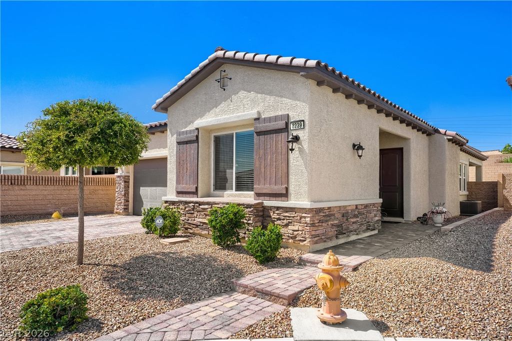 8239 Desert Madera Street, Las Vegas, NV 89166 — photo 5