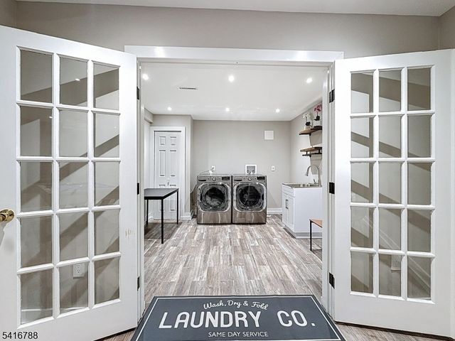 99 Lambert Drive, Sparta Twp., NJ 07871