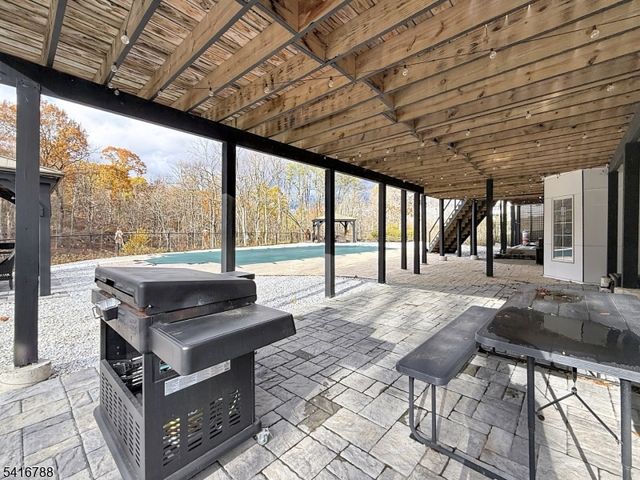 99 Lambert Drive, Sparta Twp., NJ 07871