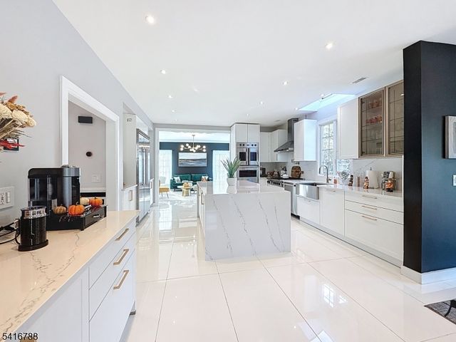 99 Lambert Drive, Sparta Twp., NJ 07871