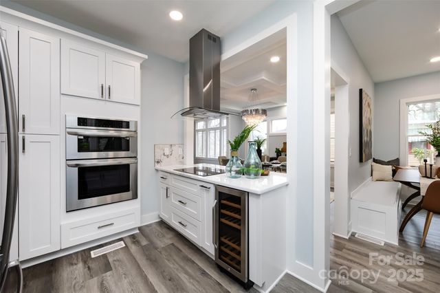 423 W Bell Street, Statesville, NC 28677