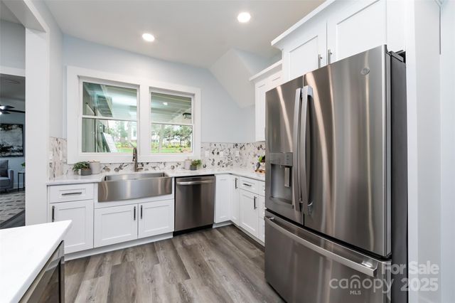 423 W Bell Street, Statesville, NC 28677