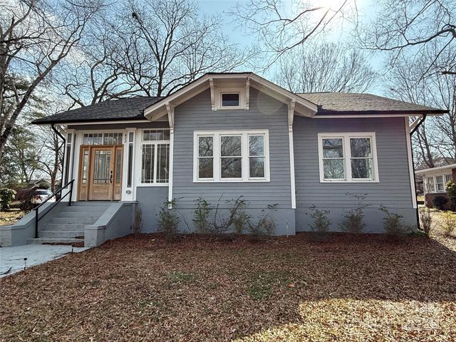 423 W Bell Street, Statesville, NC 28677