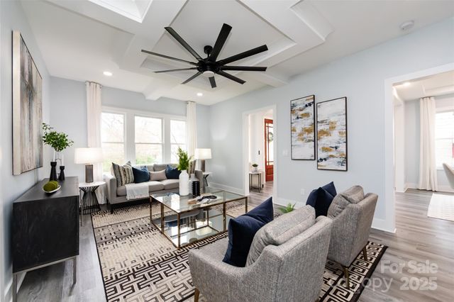 423 W Bell Street, Statesville, NC 28677