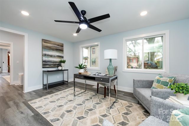 423 W Bell Street, Statesville, NC 28677
